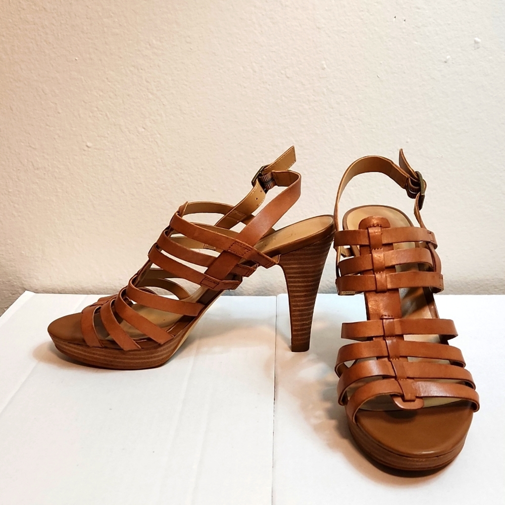 Franco Sarto heels 7.5 M Tan